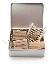 Load image into Gallery viewer, GARDENER&#39;S/COOK&#39;S SOAP GIFT SET
